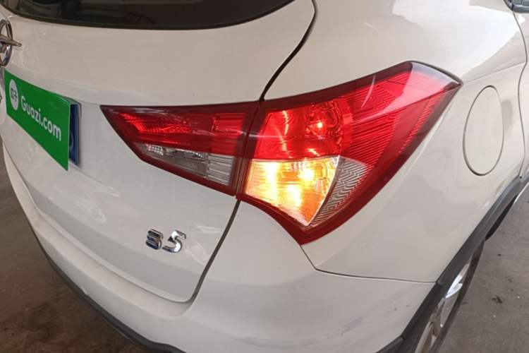 Used Haima S5 2015 1.5T CVT Flagship Model Right Rear Taillight