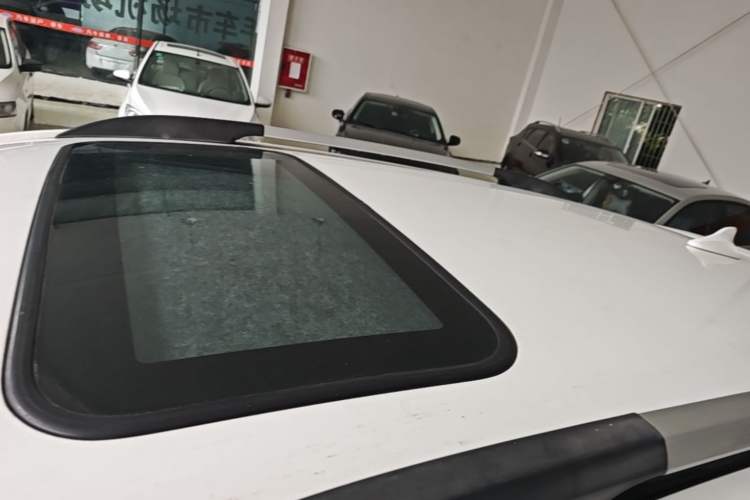 Used Haima S5 2015 1.5T CVT Flagship Model Roof