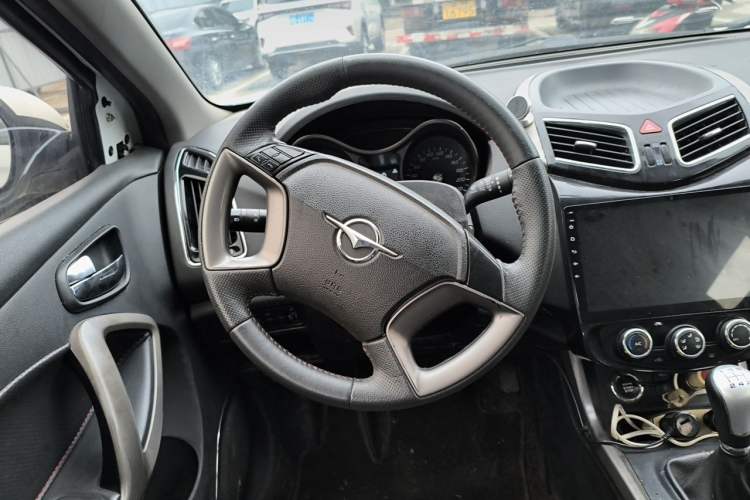 Used Haima S5 2015 1.6L Manual Comfort Model Steering Wheel