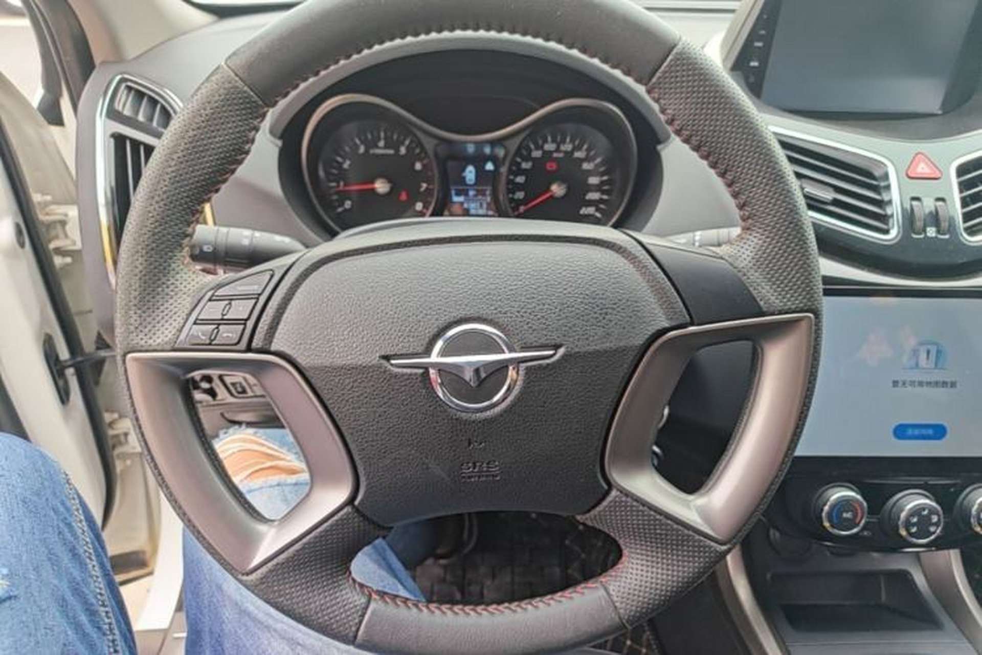 Used Haima S5 2015 1.6L Manual Luxury Model with Sunroof Steering Wheel