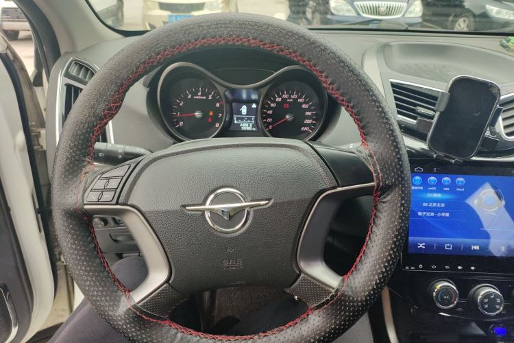 Used Haima S5 2015 1.6L Manual Luxury Model with Sunroof Steering Wheel