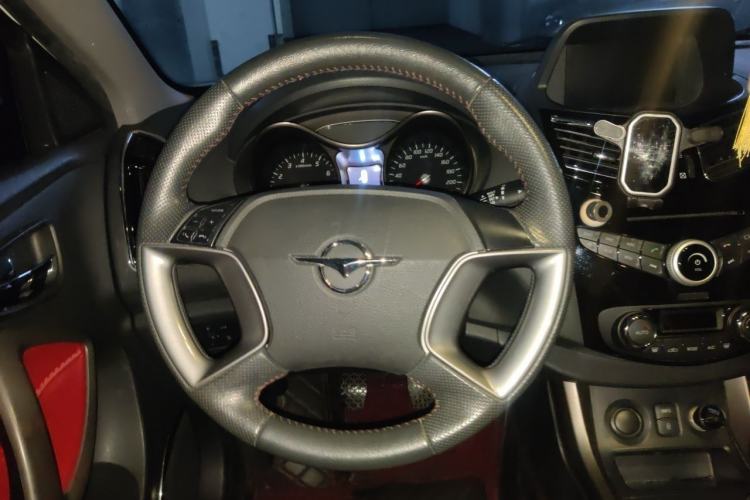 Used Haima S5 2015 1.5T Manual Comfort-Style Sport Edition Steering Wheel