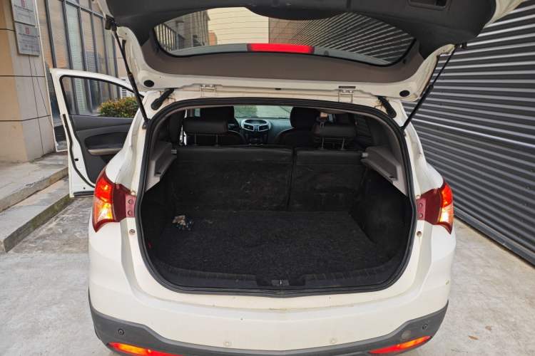 Used Haima S5 2015 1.6L Manual Comfort Model Trunk