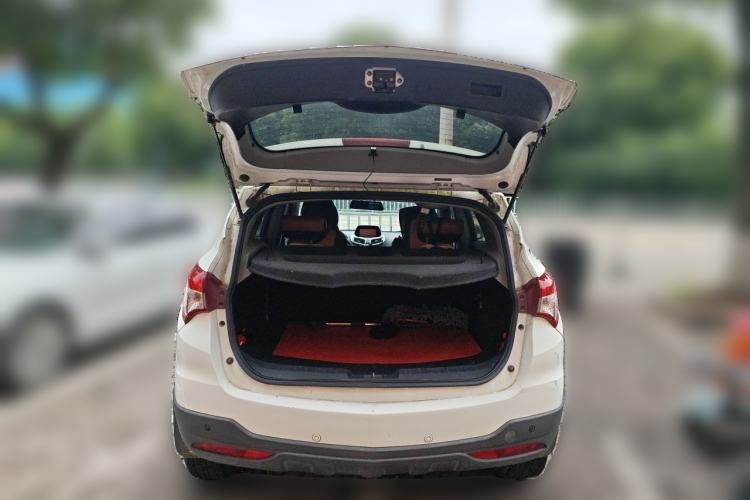 Used Haima S5 2015 1.5T CVT Flagship Model Trunk