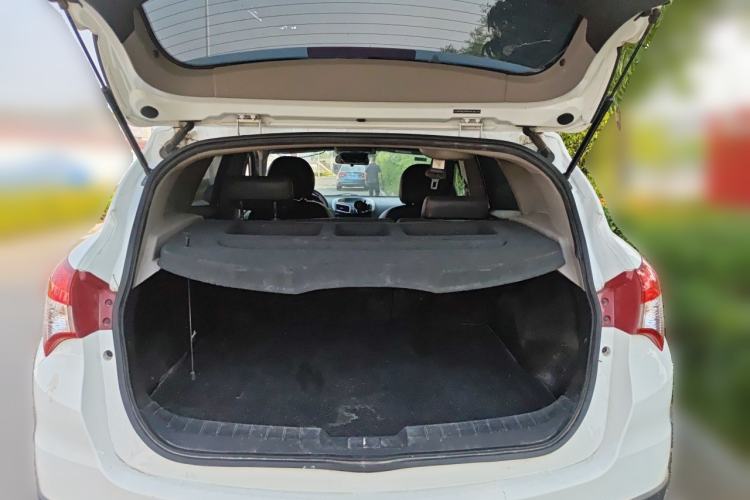 Used Haima S5 2015 1.6L Manual Luxury Model with Sunroof Trunk