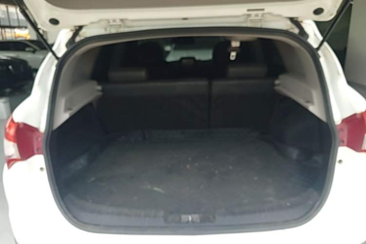 Used Haima S5 2015 1.6L Manual Smart Luxury Model Trunk