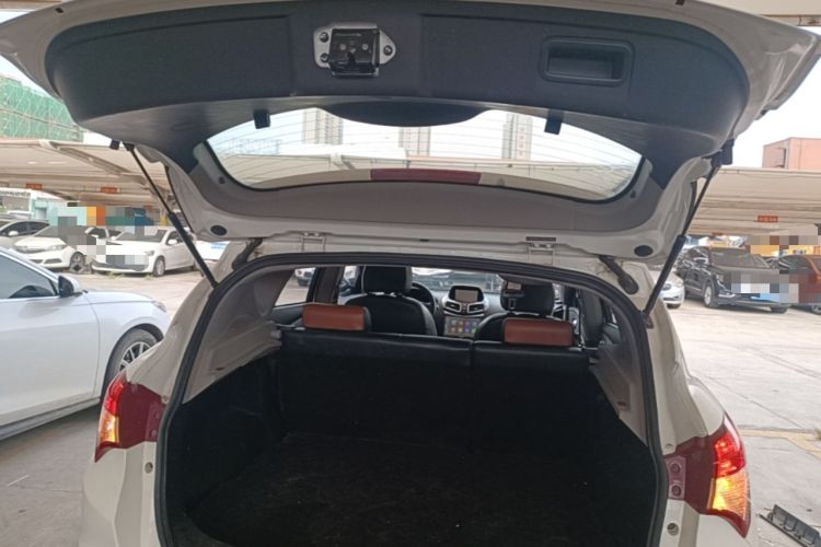 Used Haima S5 2015 1.5T CVT Flagship Model Trunk