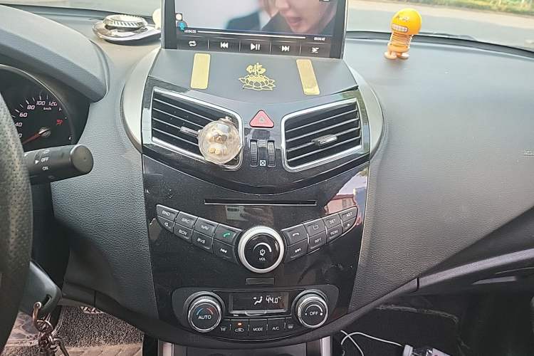 Used Haima S5 2016 1.5T CVT Enjoyment Edition Audio And AC Panel
