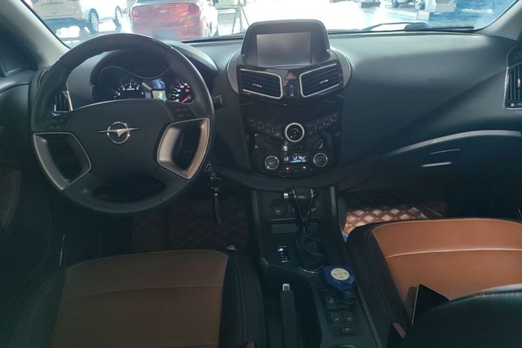 Used Haima S5 2016 1.5T CVT Enjoyment Edition Center Console
