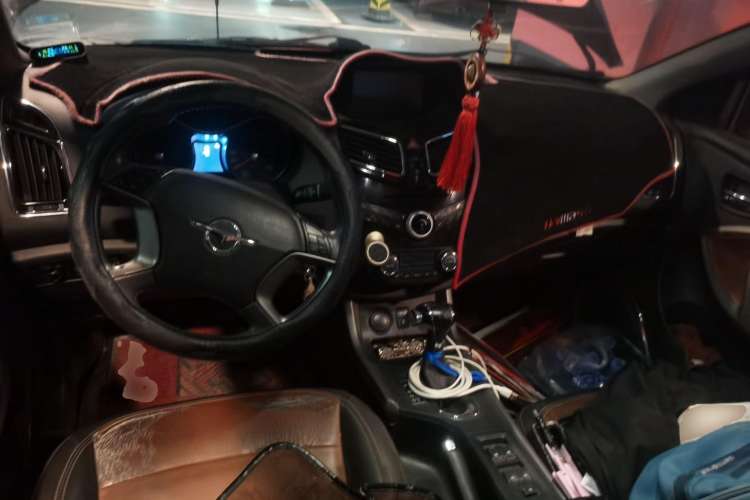 Used Haima S5 2016 1.5T CVT Enjoyment Edition Center Console