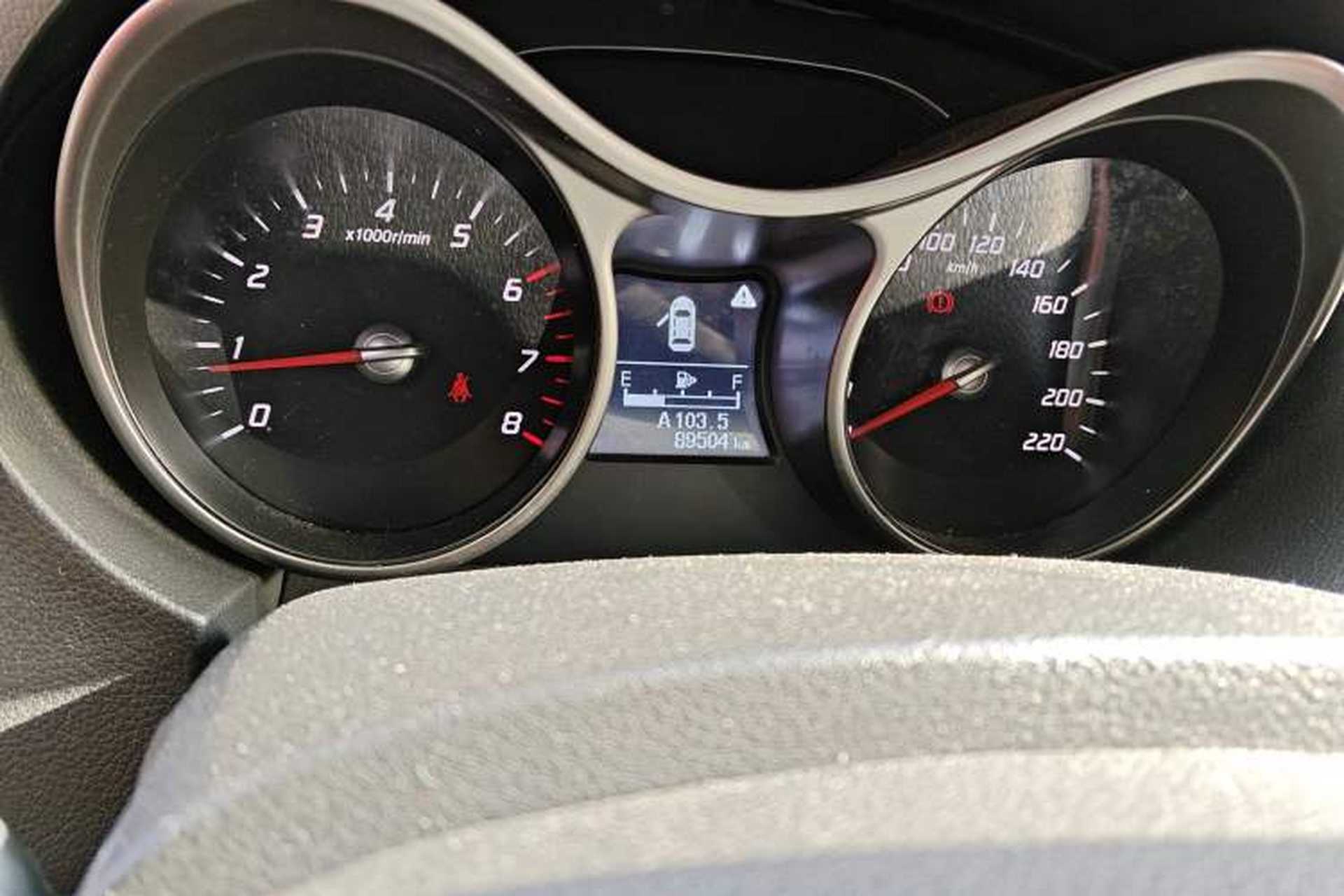 Used Haima S5 2016 1.6L Manual Luxury Tech Edition Odometer Close Up