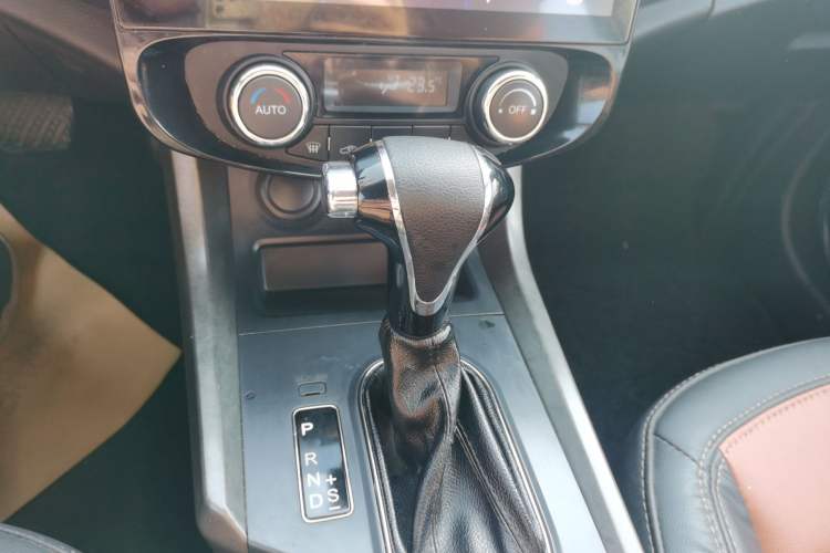 Used Haima S5 2016 1.5T CVT Enjoyment Edition Gear Lever