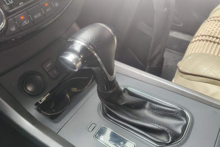 Used Haima S5 2016 1.5T CVT Enjoyment Edition Gear Lever