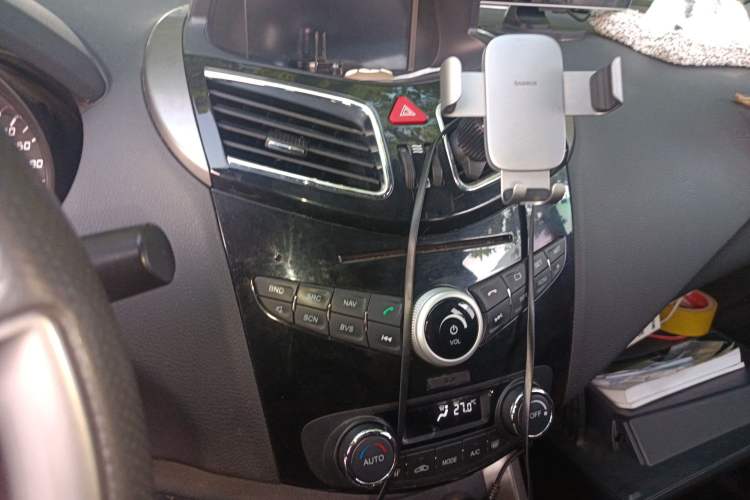 Used Haima S5 2016 1.5T CVT Enjoyment Edition Audio And AC Panel