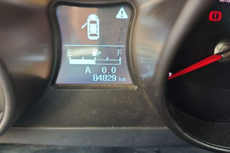 Used Haima S5 2016 1.6L Manual Smart Luxury Tech Edition Odometer Close Up