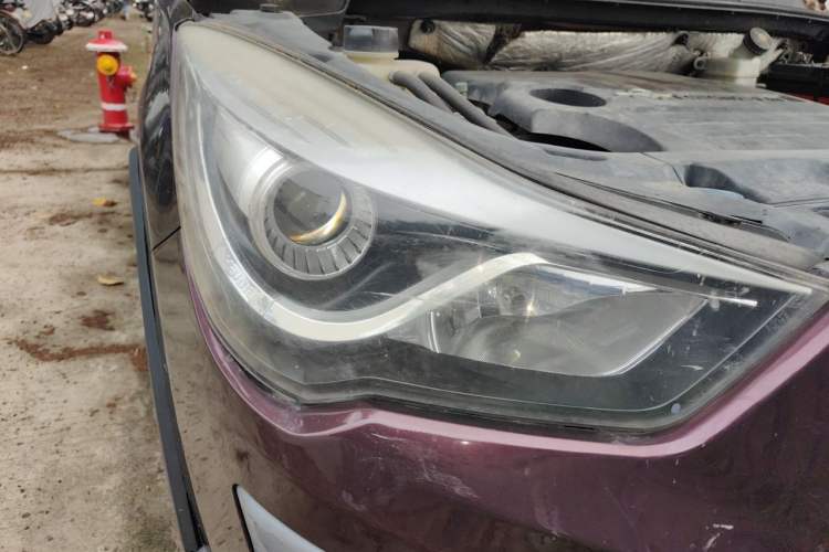 Used Haima S5 2016 1.5T CVT Enjoyment Edition Right Front Headlight