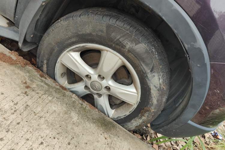Used Haima S5 2016 1.5T CVT Enjoyment Edition Right Front Wheel Hub