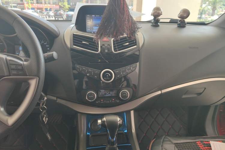 Used Haima S5 2016 1.5T CVT Enjoyment Edition Audio And AC Panel