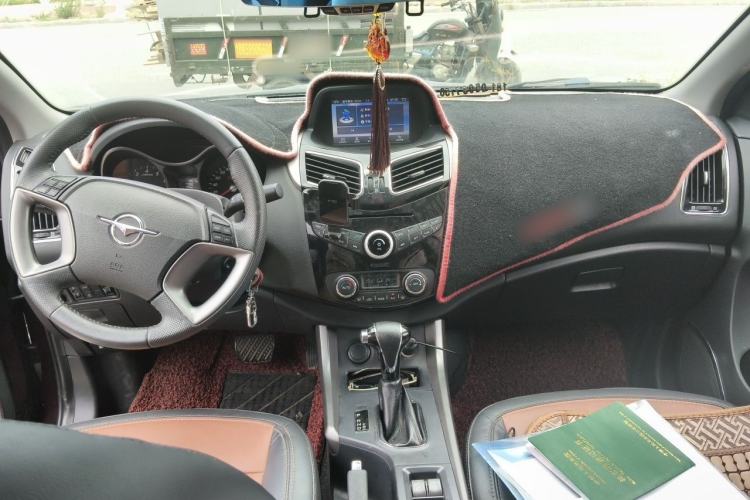 Used Haima S5 2016 1.5T CVT Enjoyment Edition Center Console