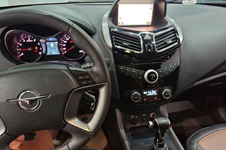 Used Haima S5 2016 1.5T CVT Enjoyment Edition Center Console