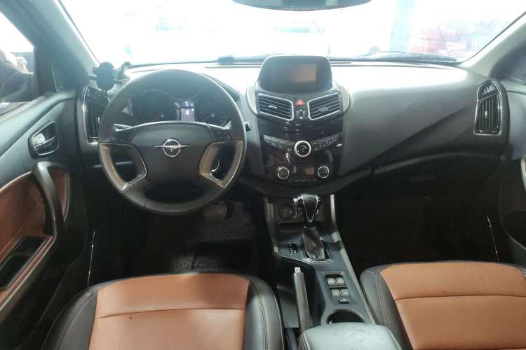 Used Haima S5 2016 1.5T CVT Enjoyment Edition Center Console