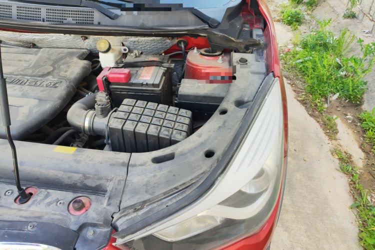 Used Haima S5 2016 1.5T CVT Enjoyment Edition Engine Bay Left