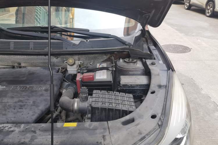 Used Haima S5 2016 1.5T CVT Enjoyment Edition Engine Bay Left