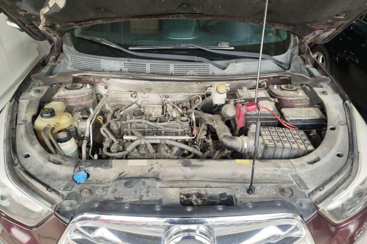 Used Haima S5 2016 1.5T CVT Enjoyment Edition Engine Bay