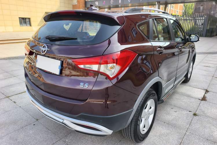 Used Haima S5 2016 1.5T CVT Enjoyment Edition Exterior 3
