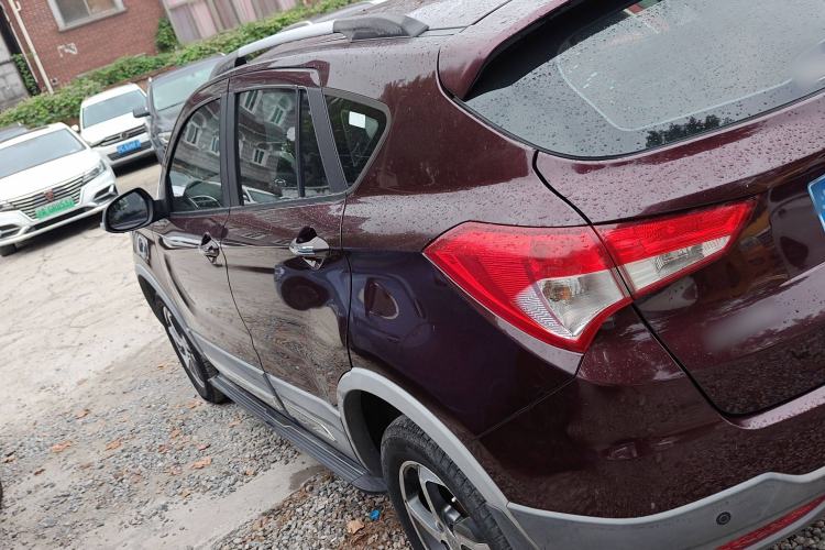 Used Haima S5 2016 1.6L Manual Smart Luxury Tech Edition Exterior 5