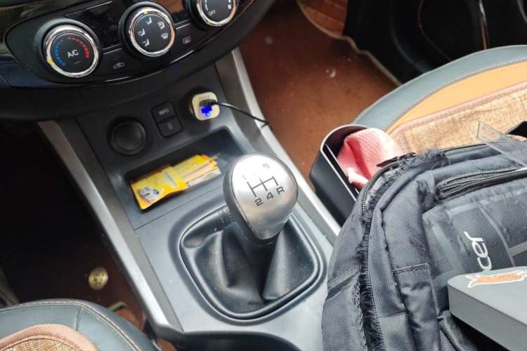 Used Haima S5 2016 1.6L Manual Luxury Tech Edition Gear Lever