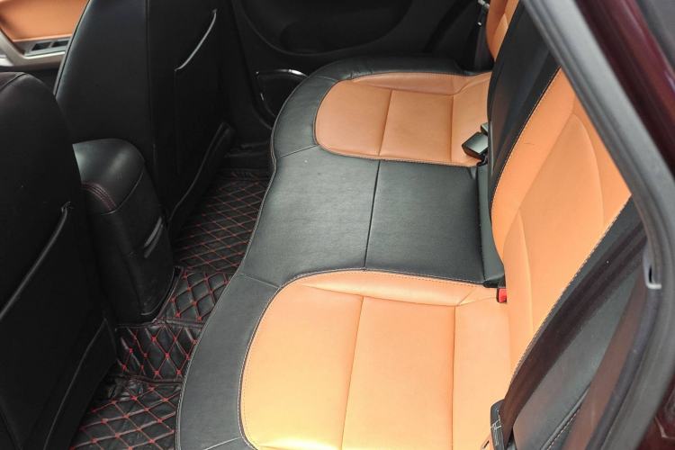 Used Haima S5 2016 1.6L Manual Smart Luxury Tech Edition Interior 1