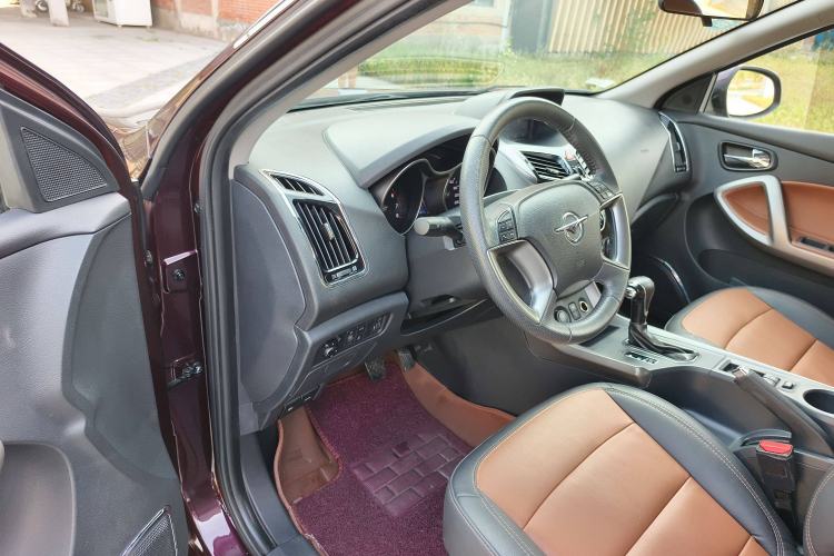 Used Haima S5 2016 1.5T CVT Enjoyment Edition Interior 2