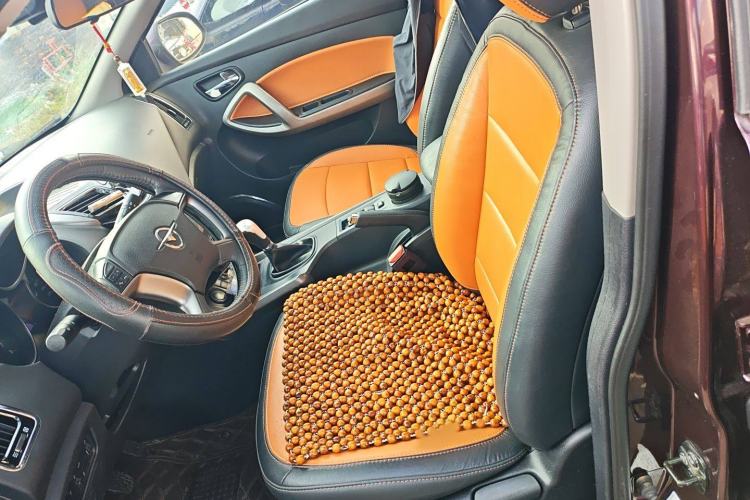Used Haima S5 2016 1.6L Manual Luxury Tech Edition Interior 2