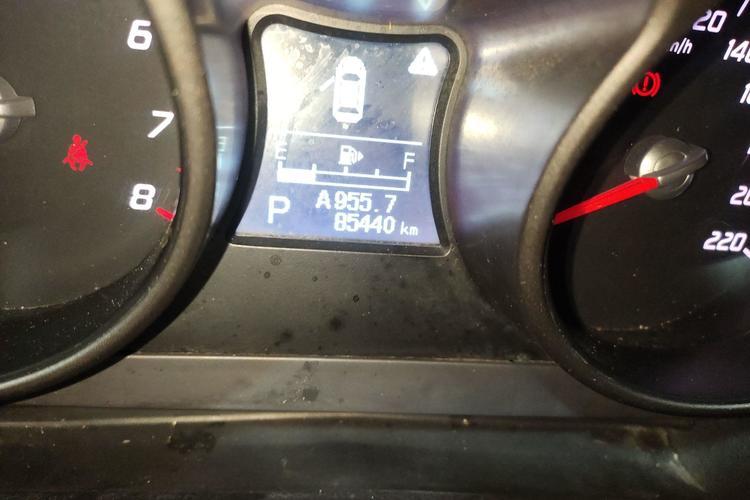 Used Haima S5 2016 1.5T CVT Enjoyment Edition Odometer Close Up