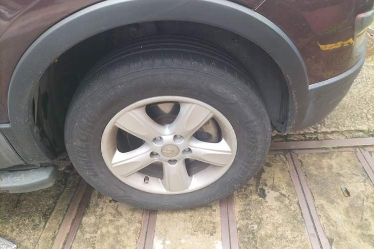 Used Haima S5 2016 1.6L Manual Luxury Tech Edition Right Front Wheel Hub