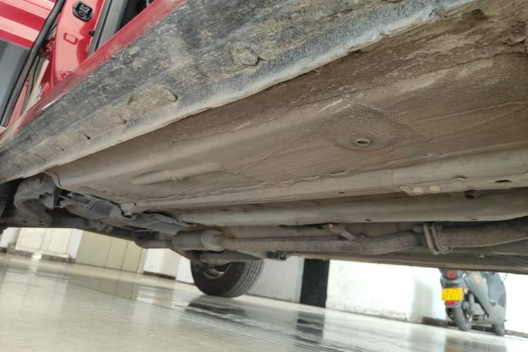 Used Haima S5 2016 1.5T CVT Enjoyment Edition Right Side Sill