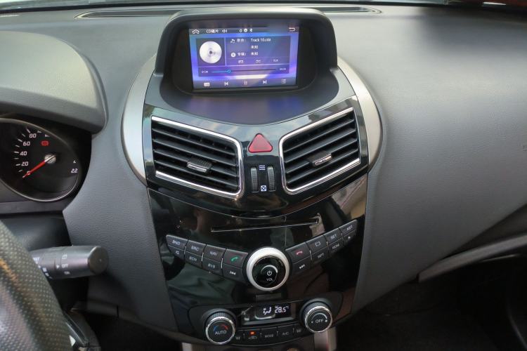 Used Haima S5 2016 1.5T CVT Enjoyment Edition Audio And AC Panel