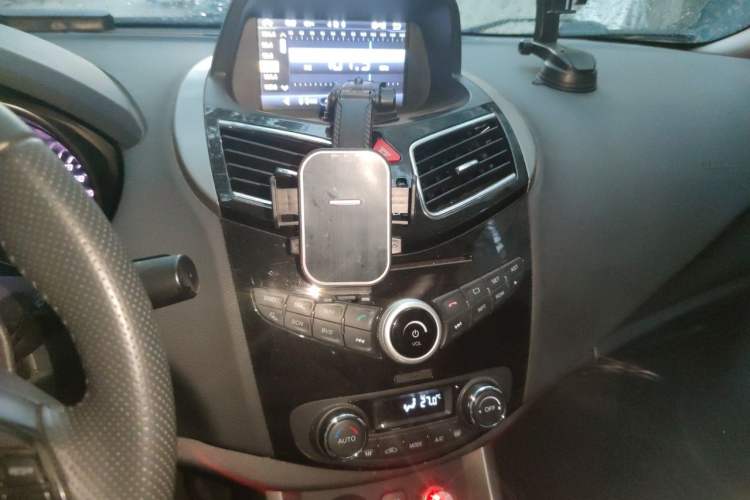 Used Haima S5 2016 1.5T CVT Enjoyment Edition Audio And AC Panel