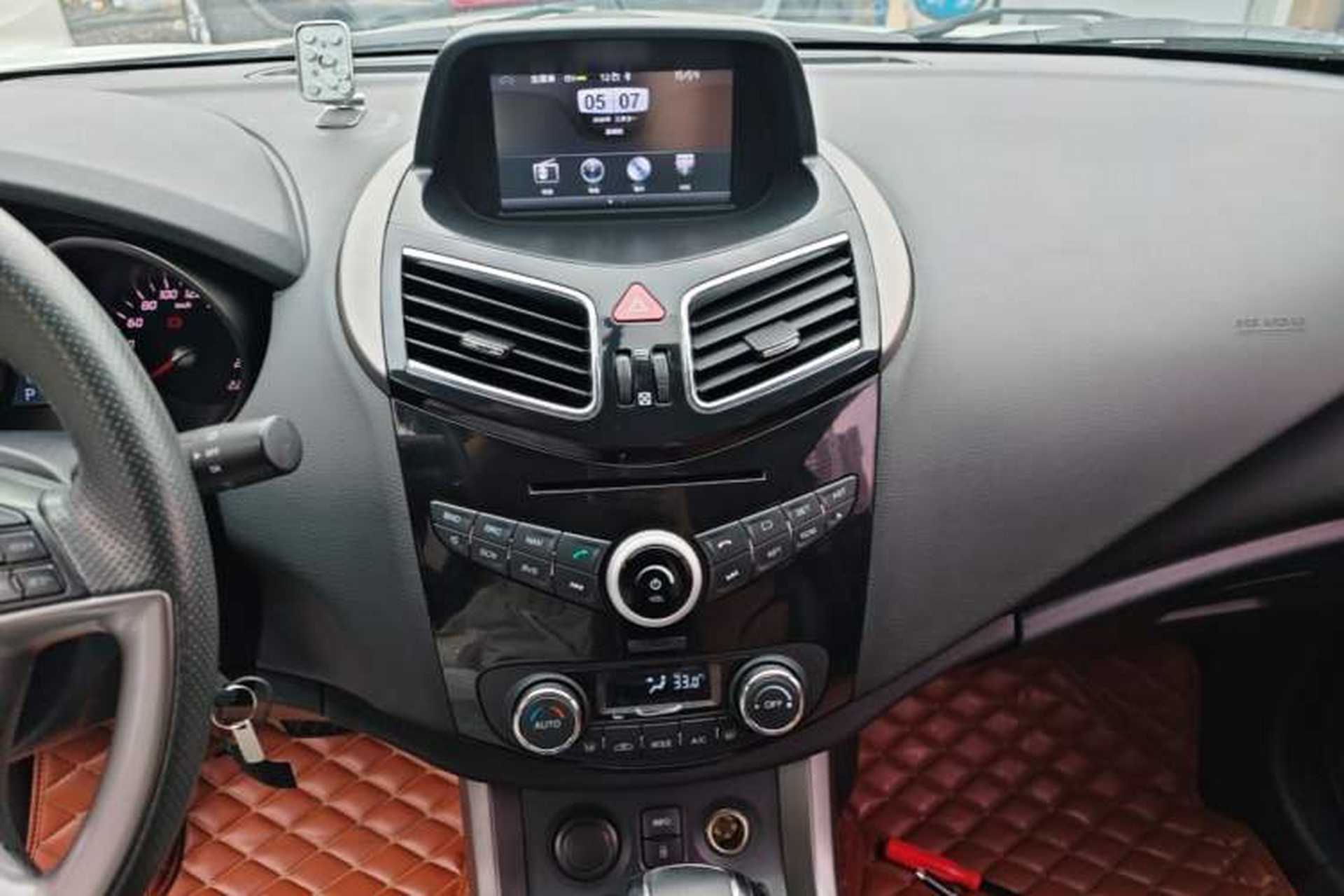 Used Haima S5 2016 1.5T CVT Enjoyment Edition Audio And AC Panel