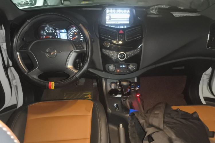 Used Haima S5 2016 1.5T CVT Enjoyment Edition Center Console