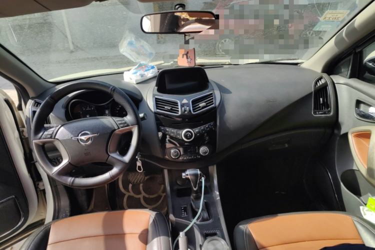 Used Haima S5 2016 1.5T CVT Enjoyment Edition Center Console
