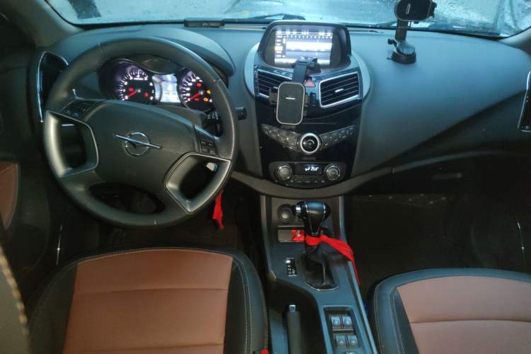 Used Haima S5 2016 1.5T CVT Enjoyment Edition Center Console