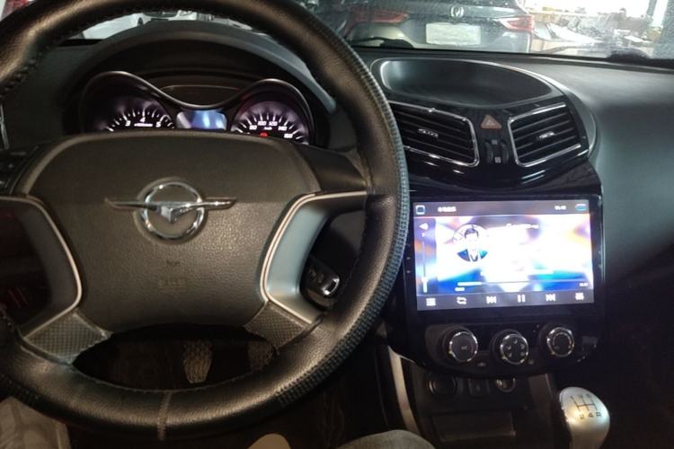 Used Haima S5 2016 1.6L Manual Luxury Tech Edition Center Console
