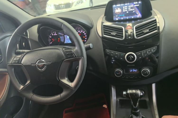 Used Haima S5 2016 1.5T CVT Enjoyment Edition Center Console