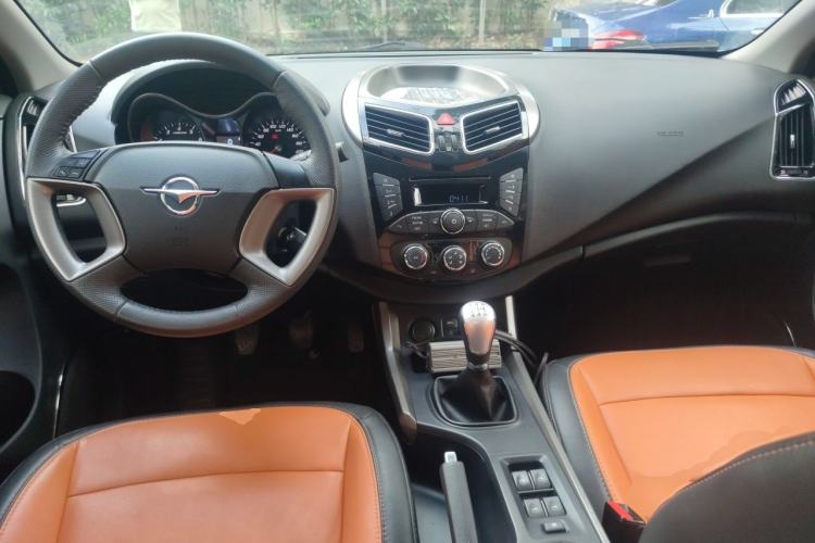 Used Haima S5 2016 1.6L Manual Luxury Tech Edition Center Console