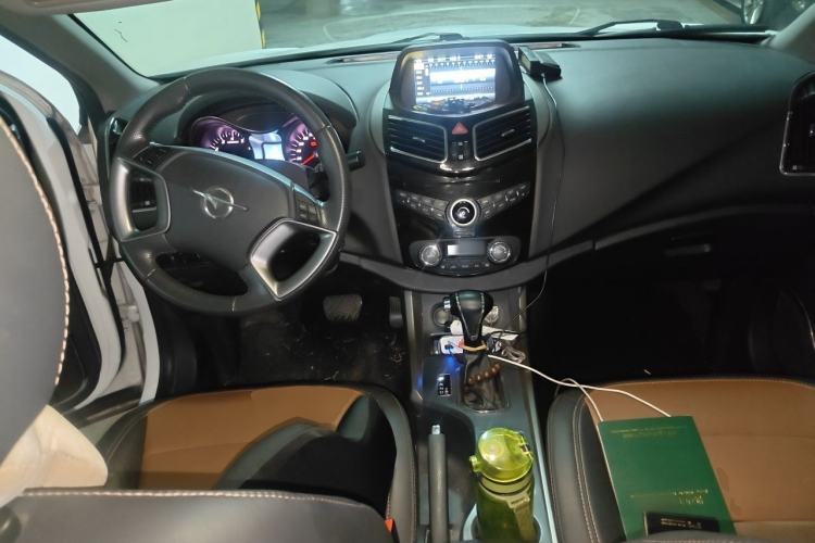 Used Haima S5 2016 1.5T CVT Enjoyment Edition Center Console