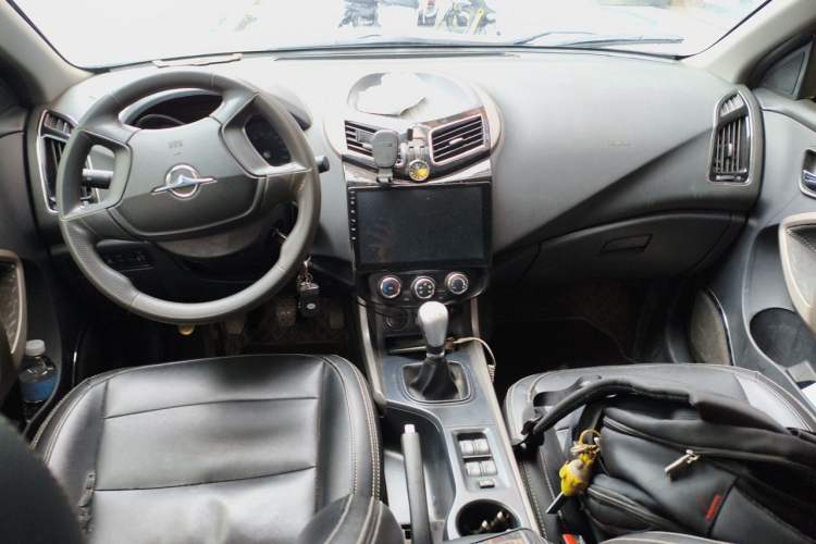 Used Haima S5 2016 1.6L Manual Luxury Tech Edition Center Console