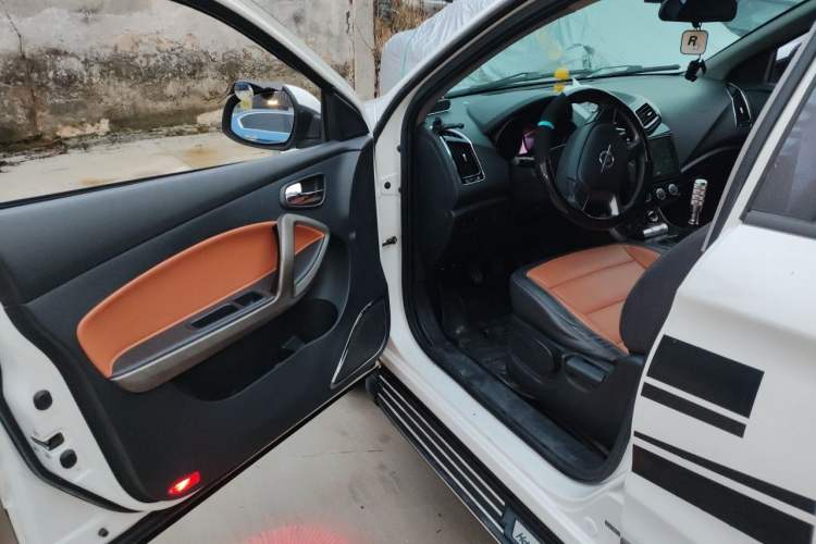 Used Haima S5 2016 1.6L Manual Luxury Tech Edition Driver Seat