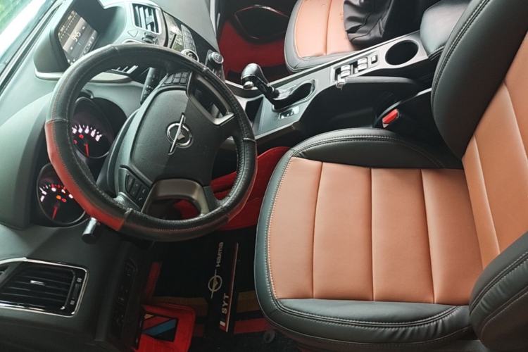Used Haima S5 2016 1.5T CVT Enjoyment Edition Driver Seat